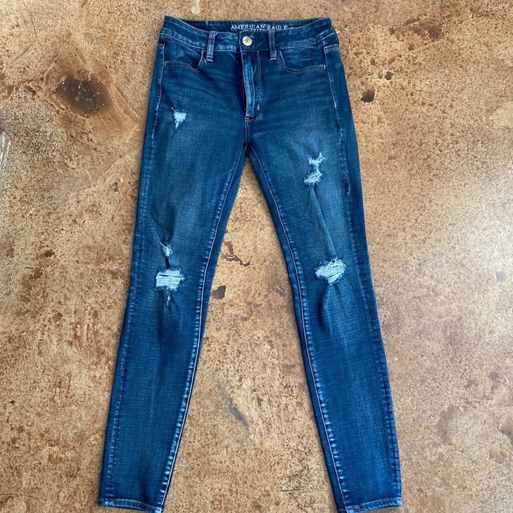 American Eagle Outfitters 360 super‎ Stretch skinny cropped distressed jeans